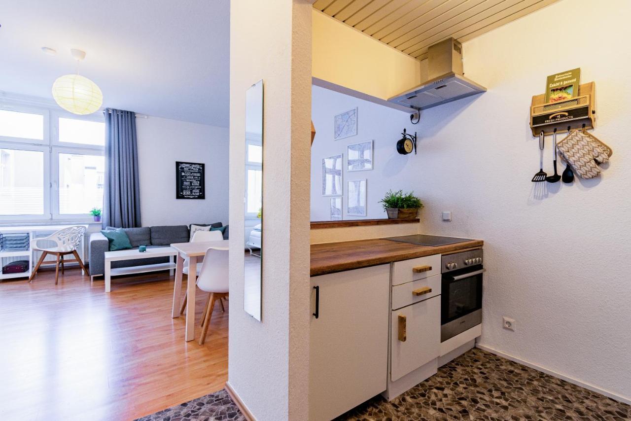 Helle Wohnung In Top-Lage, Hasselbachplatz - Altstadt, W-Lan, 4 Schlafplaetze Магдебург Екстериор снимка